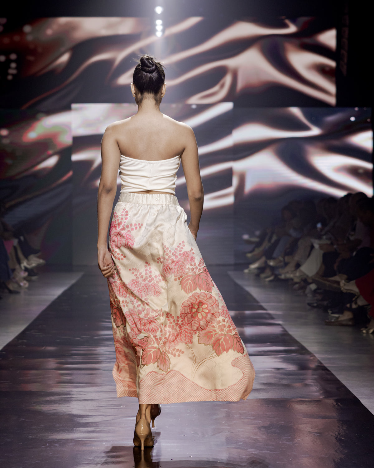 Look 5