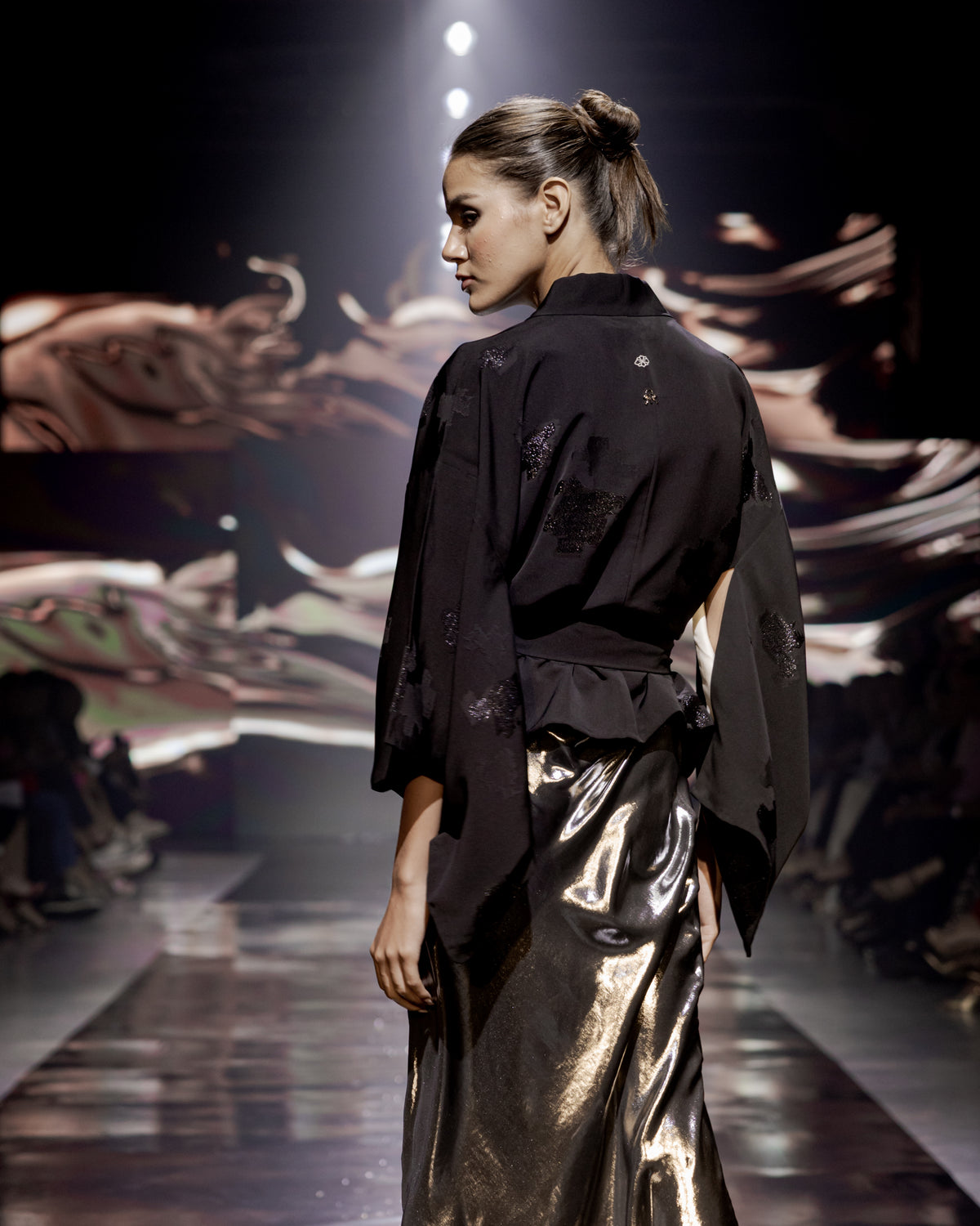 Look 28
