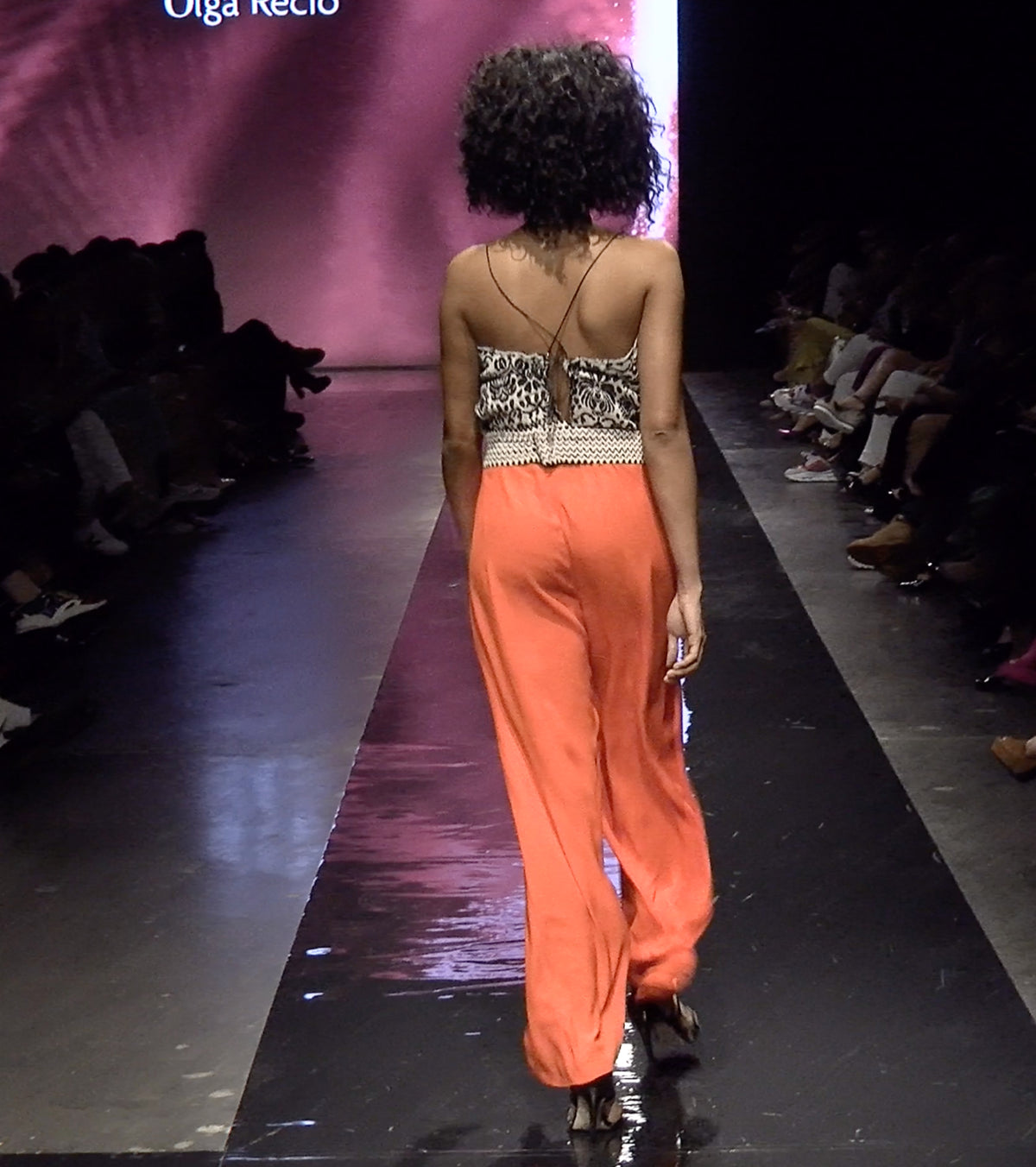 LOOK 12
