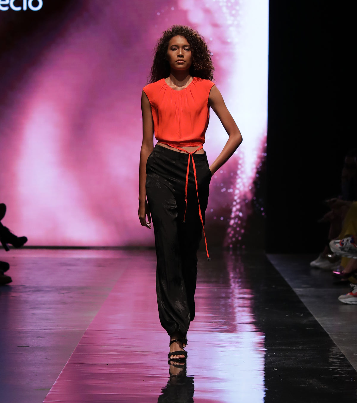 LOOK 10