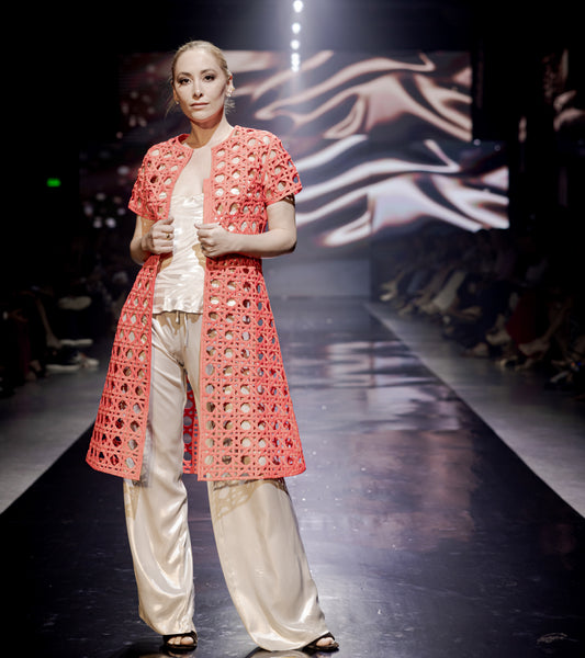 Look 10