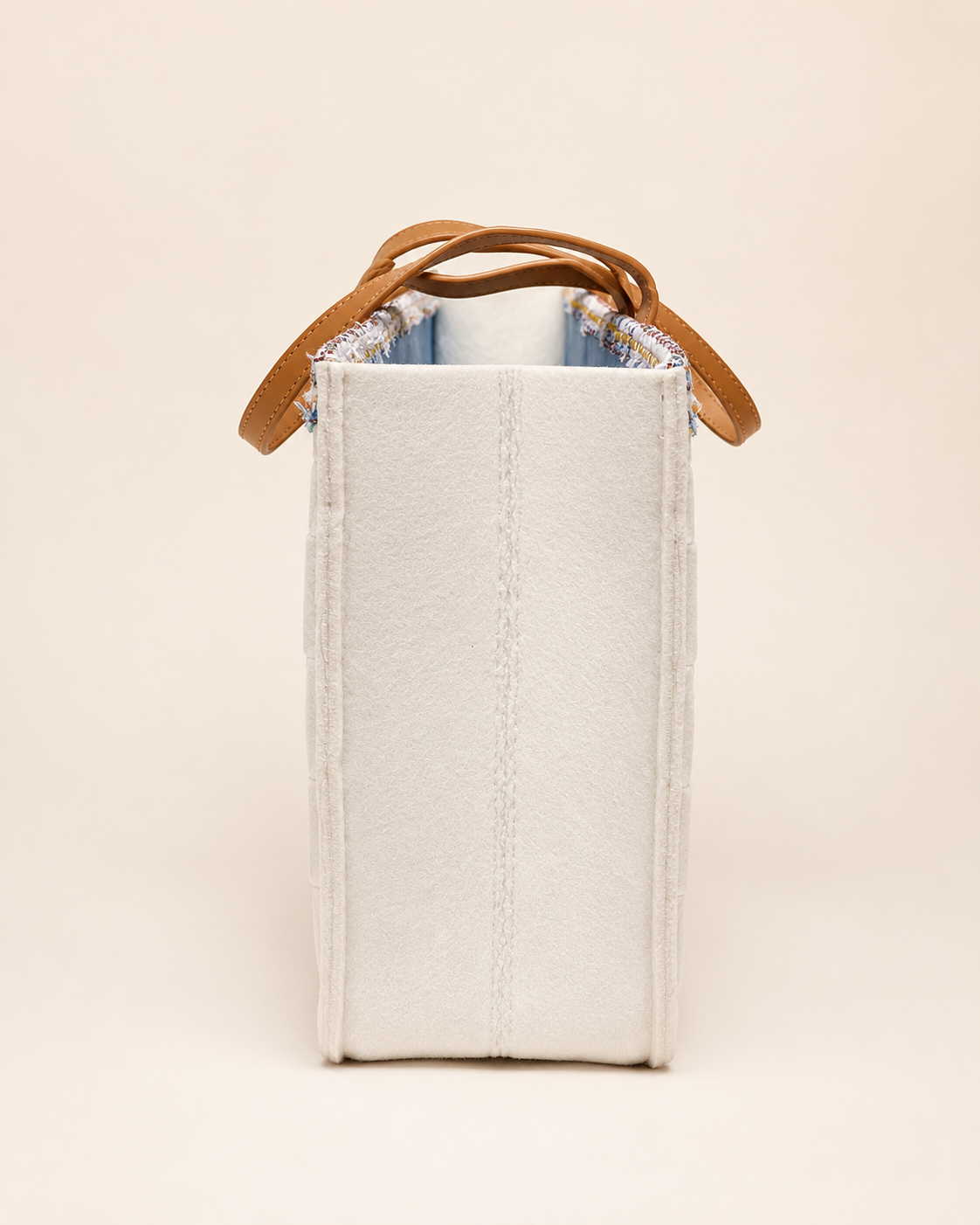 BOLSO MEDIANO TRAMA FIELTRO OFF WHITE
