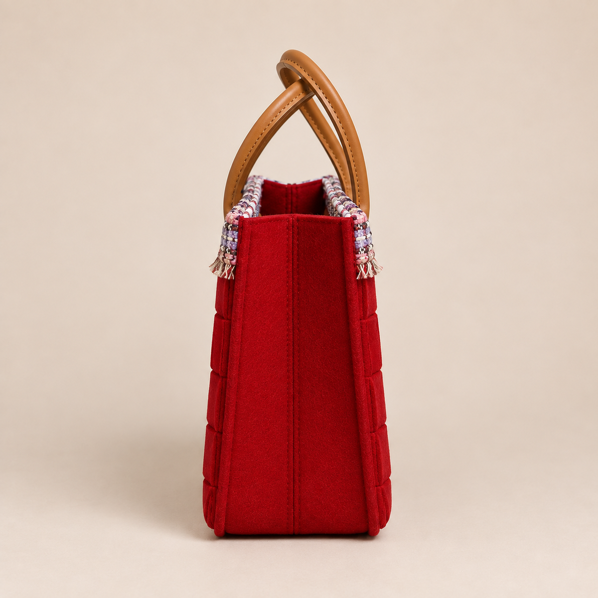BOLSO PEQUEÑO TRAMA FIELTRO 17 CARMIN